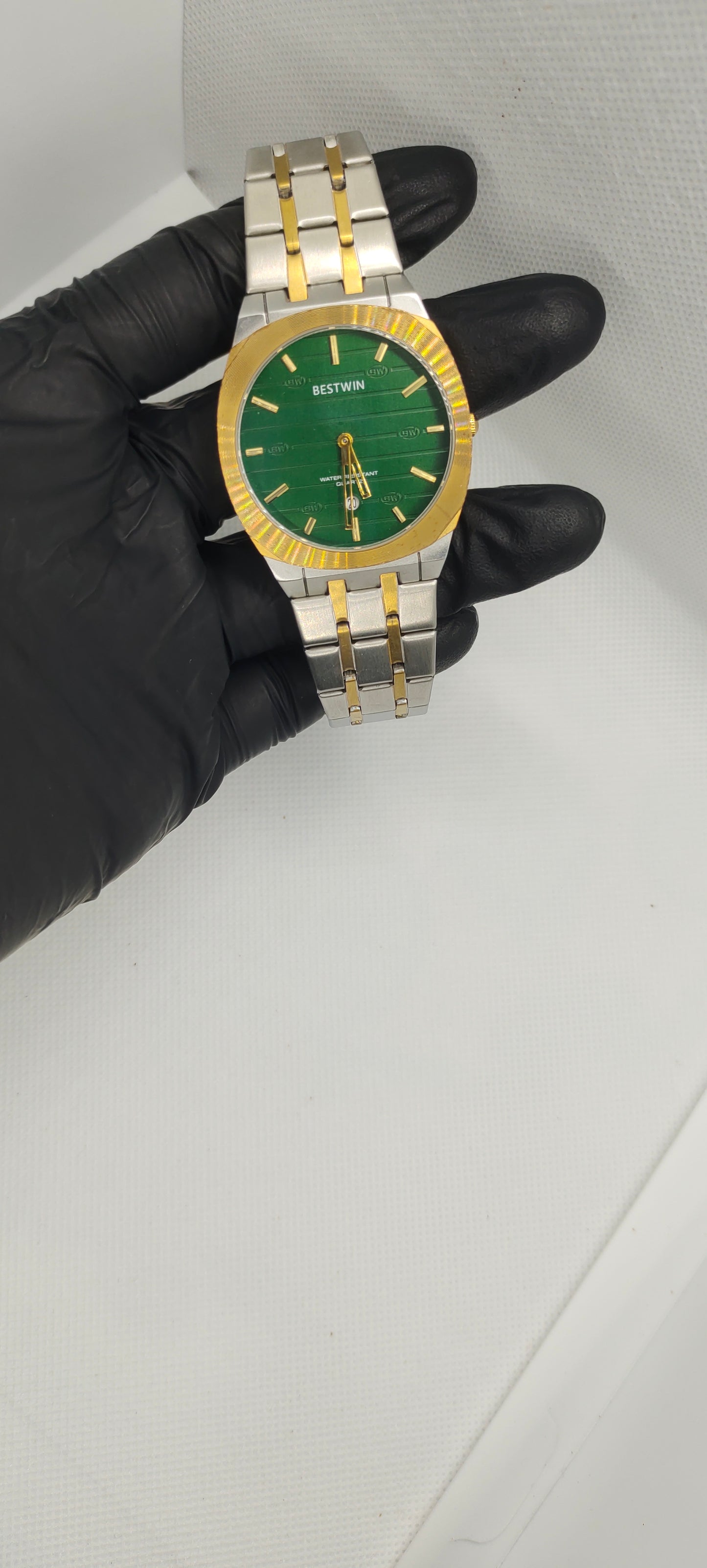 Best-Win Gold Silver with Green Dial